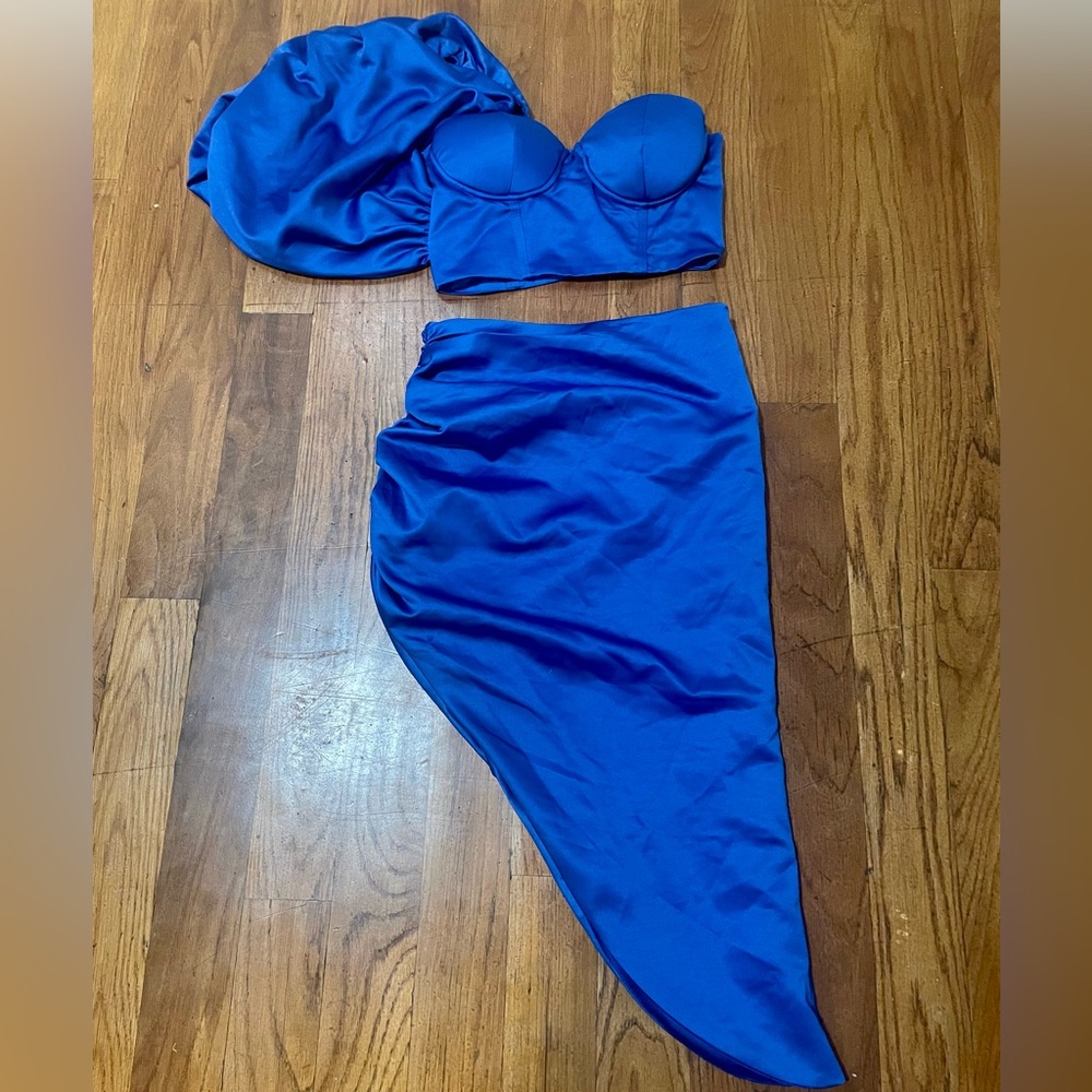 NWOT Royal Blue 2 piece set